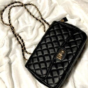 Quilted shoulder  bag